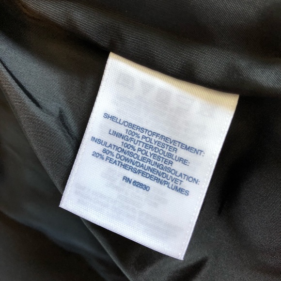 Women’s Land’s End Down Vest Small NWT - Picture 4 of 5